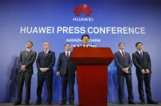Společnost Huawei zažalovala americkou vládu. USA také viní z kybernetického útoku