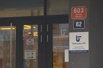 Bez chození na úřad. Žádost o evidenci v nezaměstnanosti a o podporu půjde podat digitálně