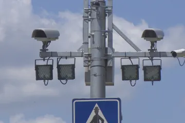 Hradec Králové ladí dopravní systém. Zatím radar lapá nic netušící řidiče a semafory zdržují sanitky