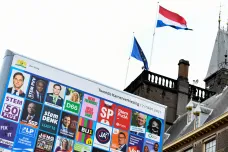 Nizozemští voliči vystaví premiérovi Ruttemu účet za zvládání epidemie