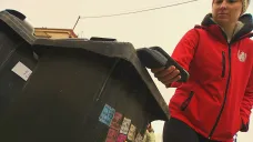 Čtečka čipu na popelnici