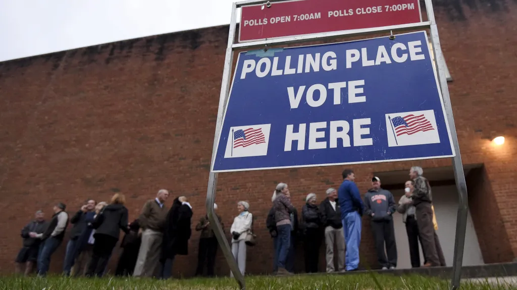 Fronta u volební místnosti v Jižní Karolíně