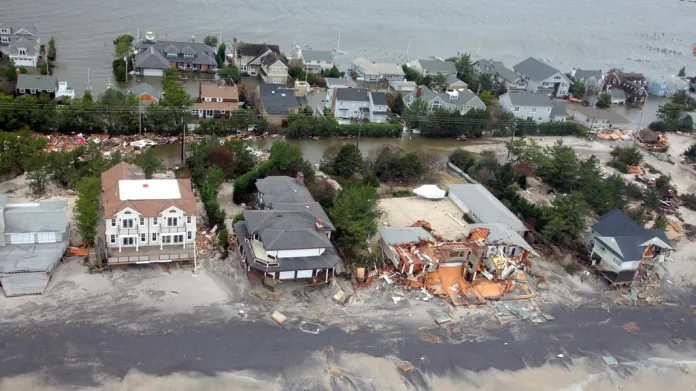 Následky bouře Sandy na východním pobřeží USA