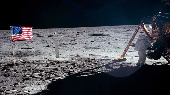 Neil Armstrong na Měsíci v rámci mise Apollo 11