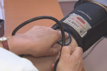 Pětina pacientů nebere léky správně. Doktoři se ptají proč