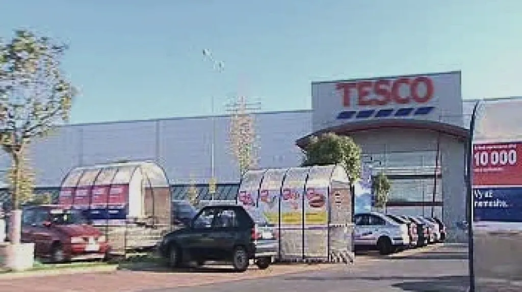 Hypermarket Tesco