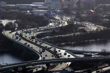 Oprava Barrandovského mostu začne v květnu. S uzavřením pro řidiče plány nepočítají