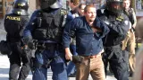 Zásah policistů vůči pravicovému extrémistovi v Litvínově
