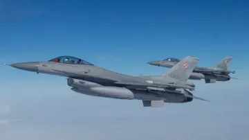 F-16