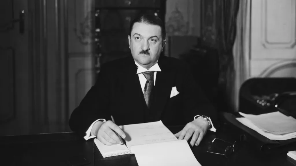 Generál Alois Eliáš ve funkci předsedy vlády