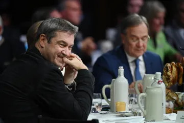 Laschet a Söder pozvali Zelené a FDP k jednání o „perspektivním projektu“