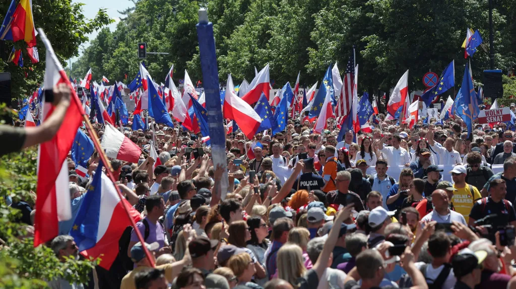 Protesty ve Varšavě proti vládě