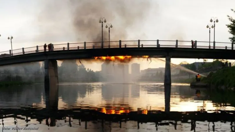 Telefonát Moniky Bezuchové