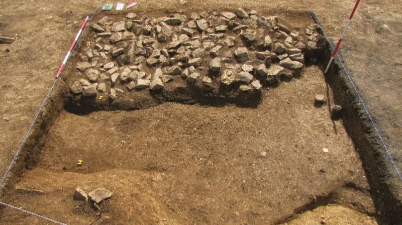 Středověké pohřebiště u Pražského hradu