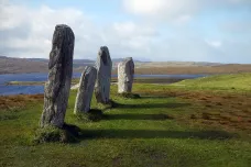 Kamenný kruh na Hebridách mohl přivolávat blesky, ukázal archeologický objev