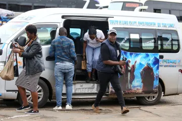Sedm dětí zahynulo při požáru minibusu v Zimbabwe