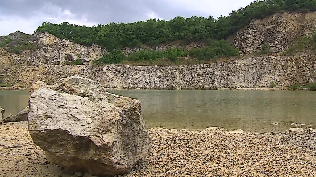 Lom na Janičově vrchu