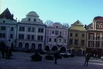 30 let zpět: Český Krumlov se stává drahým městem