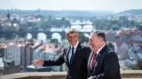 Premiér Andrej Babiš  se setkal s Mikem Pompeem v Kramářově vile v Praze