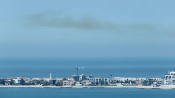 Kouř nad katarskou metropolí Dauhá po íránském útoku