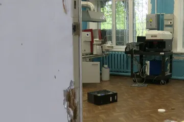 Rusové kradli talíře, ale i nejdůležitější dokumenty. Pracovníci černobylské elektrárny ohledávají škody
