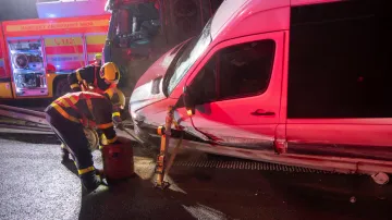 Na D56 u Ostravy bouralo pět aut