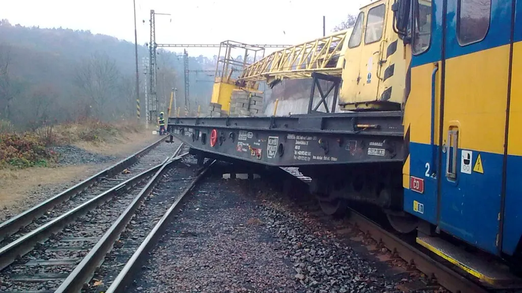 Vykolejený vlak na Teplicku