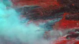 Přiblížený infračervený pohled na požáry na ostrově Korfu