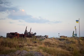 Zóna ČT24 přiblížila symbol odporu ukrajinských obránců, Hadí ostrov