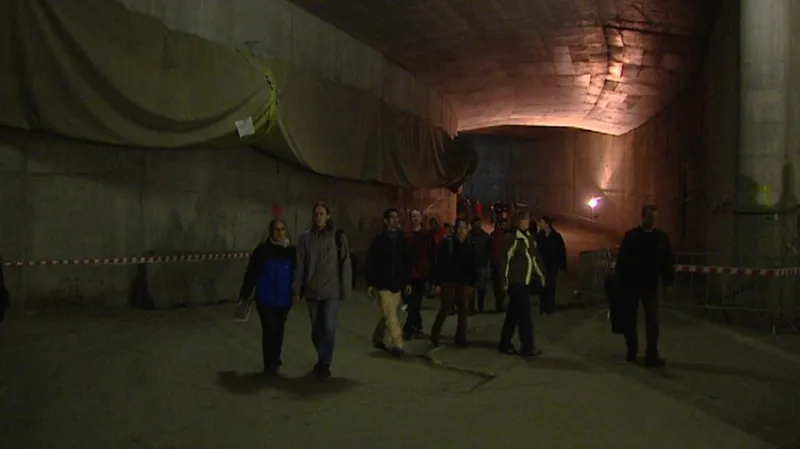 Pražané si prohlédli tunel Blanka