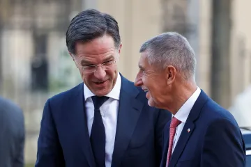 Podle Vystrčila Rutteho potěšila Babišova slova, že Česko splní závazky vůči NATO