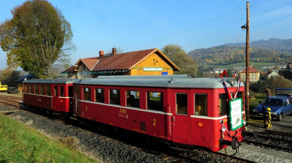 Vlak v Zubrnicích