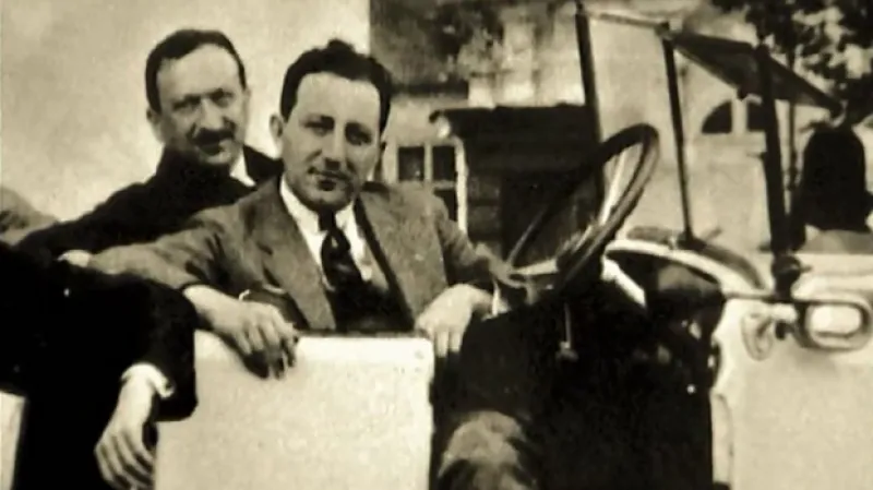 Harry Jelínek na meziválečné fotografii