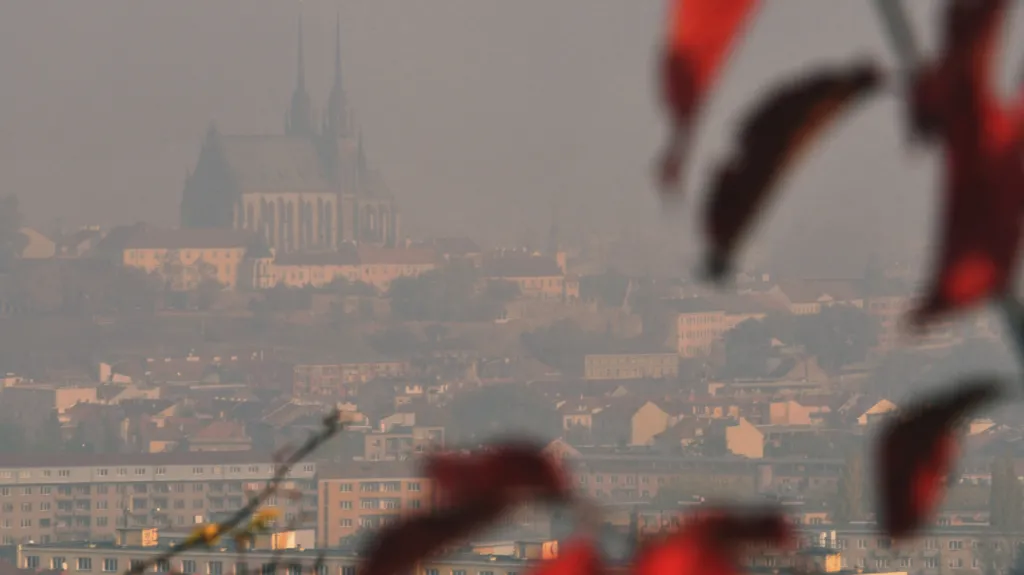 Ilustrační fotografie - Brno zahalené do smogu