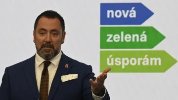 Ministr životního prostředí Igor Červený (Motoristé)