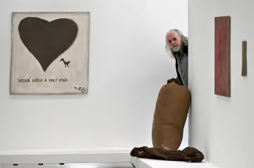 Umělec Marian Palla rekapituluje v Malém nekonečnu i díky krtkům