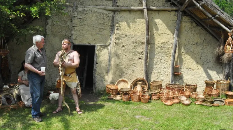 Ze skanzenu v Březně u Loun