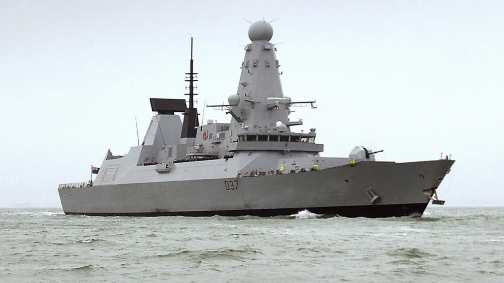 Britská loď HMS Duncan