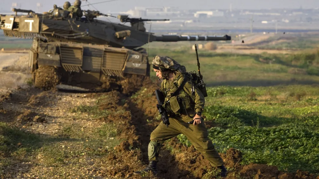 Izraelští vojáci v blízkosti hranic s Gazou