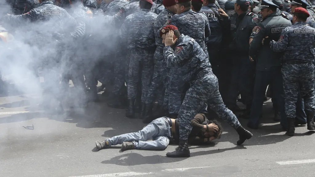 Zásah proti demonstrantům v Jerevanu