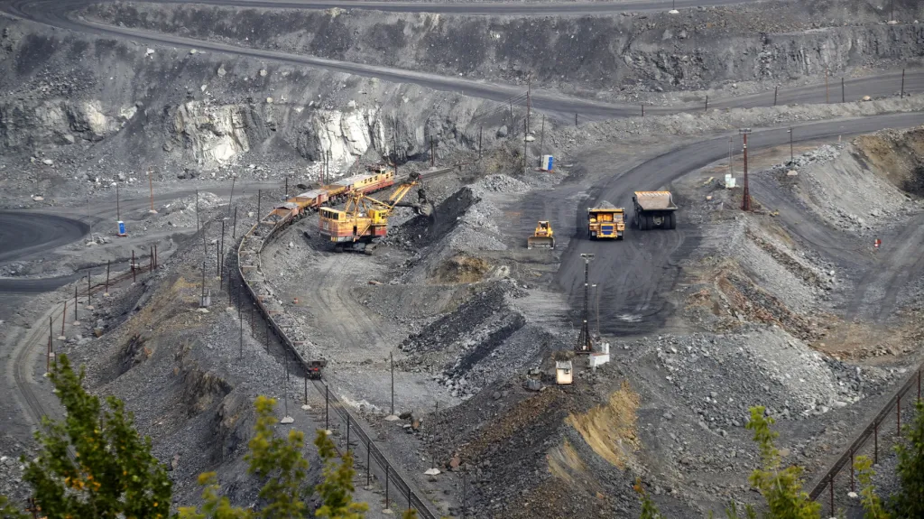 Těžba železné rudy u Bělgorodu