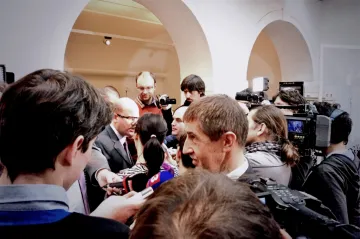 Ekonomové o koaliční smlouvě: Spousta slibů bez peněz