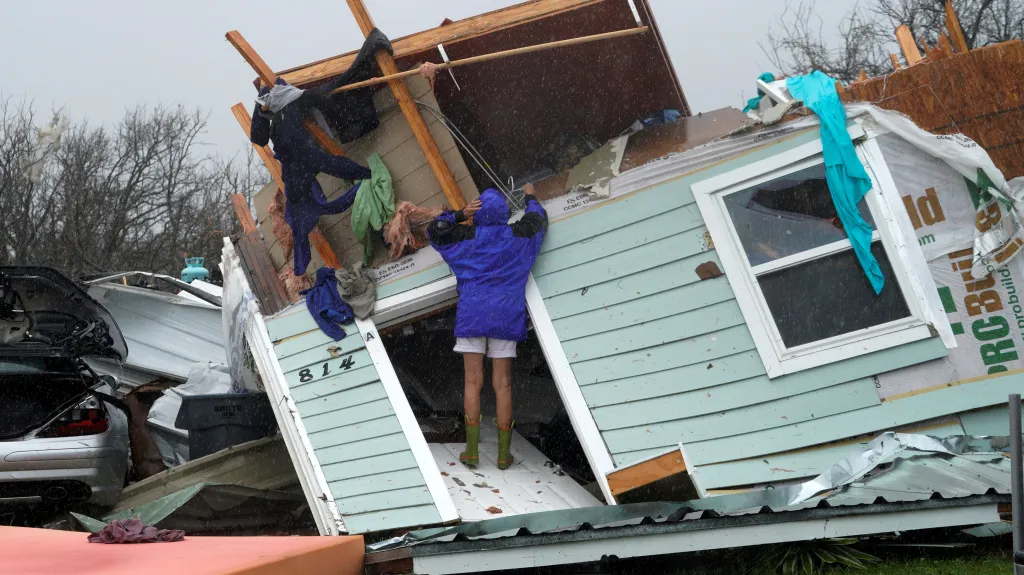 Škody po tropické bouři Harvey