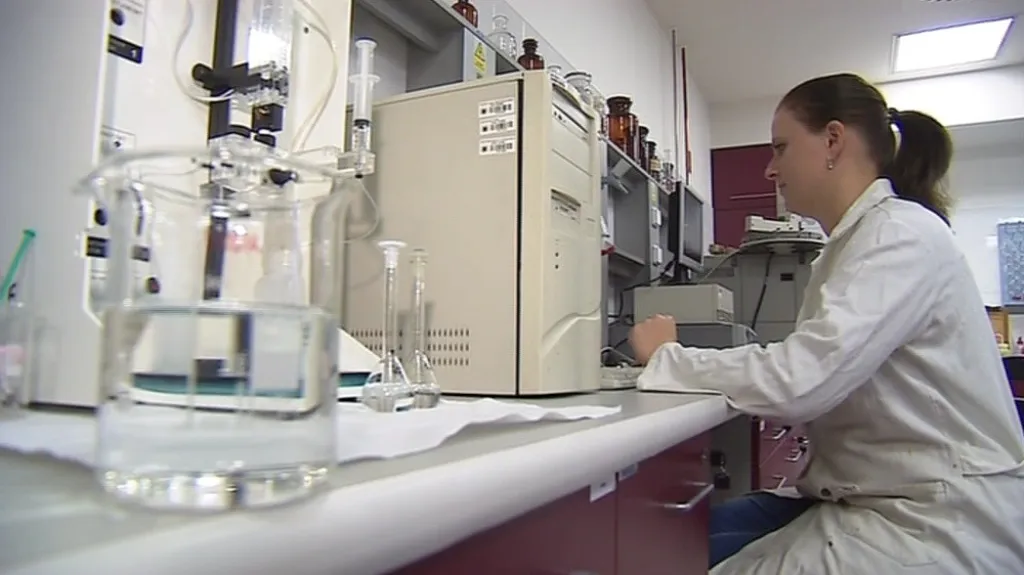 Odborníci z Masarykovy univerzity vzorky vody testují přímo v kampusu