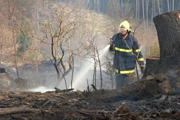 O šest stovek výjezdů víc. Hasiči ve Zlínském kraji za sebou mají perný rok