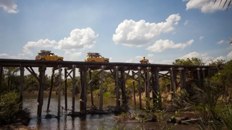 Trabantem až na konec světa - Dokumentární, Česko, 2014, 98 min. Režie: Dan Přibáň.