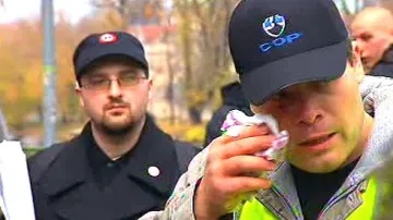 Radikálové cestou na Újezd napadali lidi