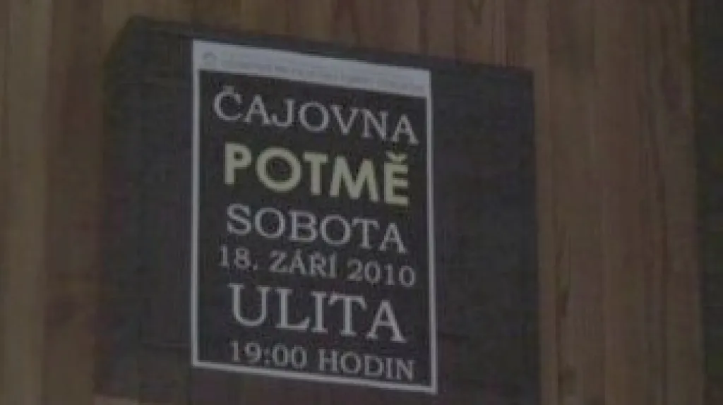 Čajovna potmě