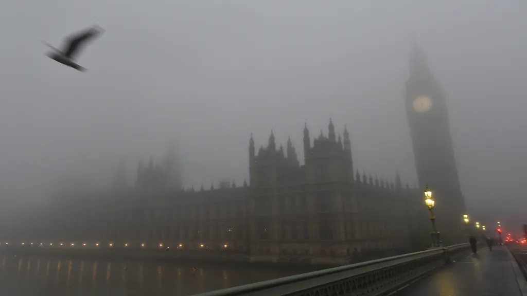 Mlha v Londýně