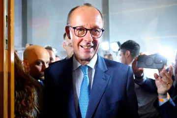 Odhady přisuzují volební vítězství CDU/CSU. Výrazně posílila AfD